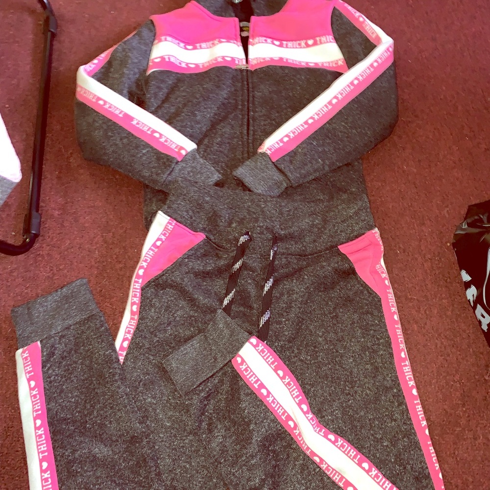 THICK sweatsuit NWT